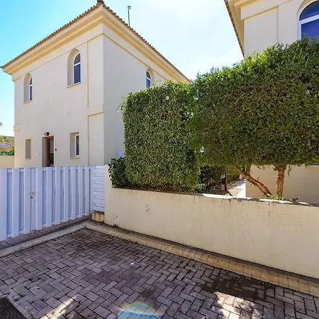 Villa Chloe *