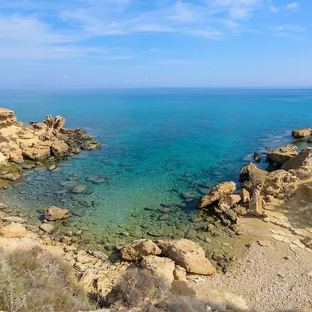 Chloe * Paralimni